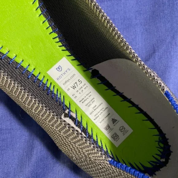 Rothys The Flat Charcoal Gray w/Red Insole Size 7.5 Flats - Picture 4 of 6